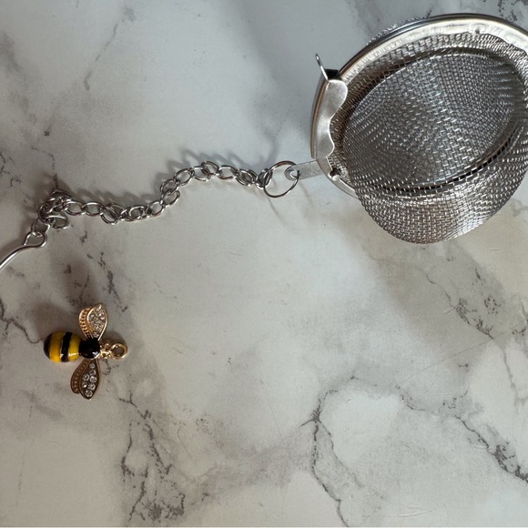 Tea Steeper , Size 1 " with bee charm . - Picture 6 of 10